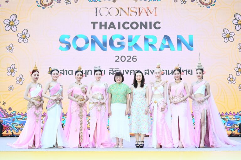 ไอคอนสยามคึกคัก สาด สนุก สุข สิริมงคล สงกรานต์ไทย ครั้งแรกของ “4EVE” สลัดลุคเกิร์ลกรุ๊ปสุดฮอตเป็นนางสงกรานต์รากษสเทวี ในงาน “ICONSIAM THAICONIC SONGKRAN 2026”